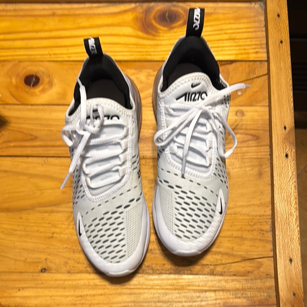 Women’s Nike air max 270